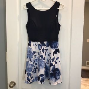 Junior’s girl xtraordinary dress